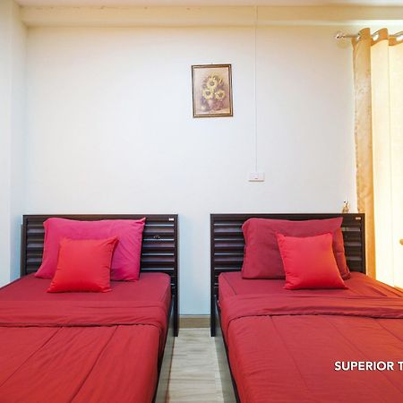 Nittaya Residence Пак-Крет Экстерьер фото