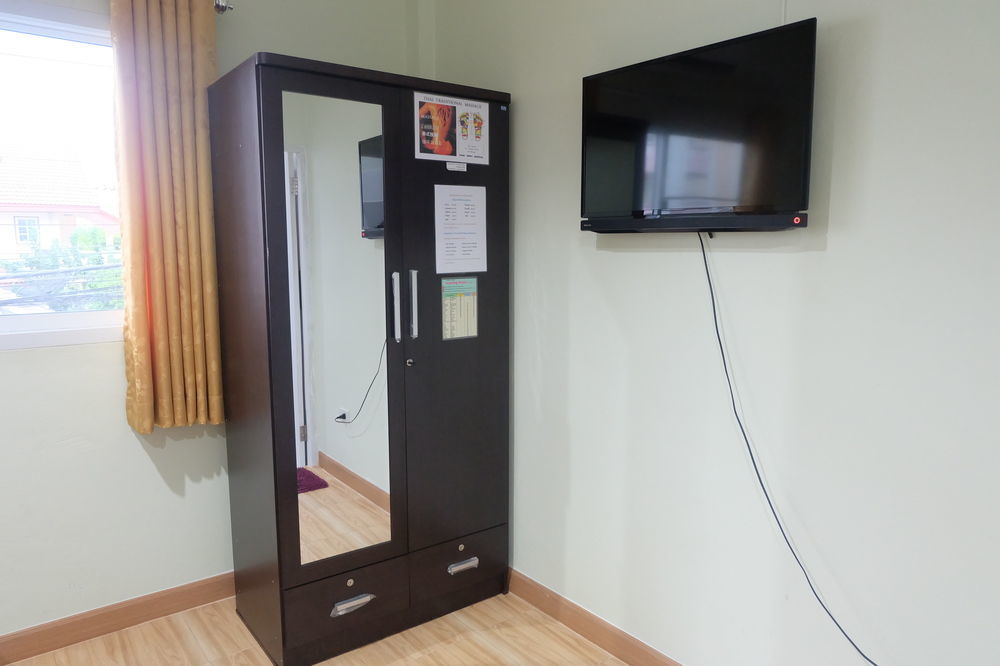 Nittaya Residence Пак-Крет Экстерьер фото